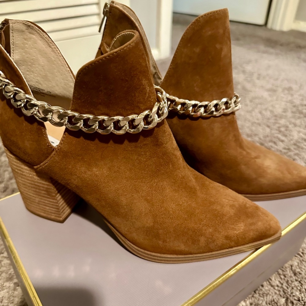 Steve Madden Suede Boots